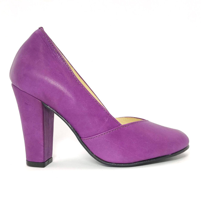 Scarpin 22669 em  Couro Uva