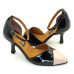 Sapato 25616 em Verniz Cores