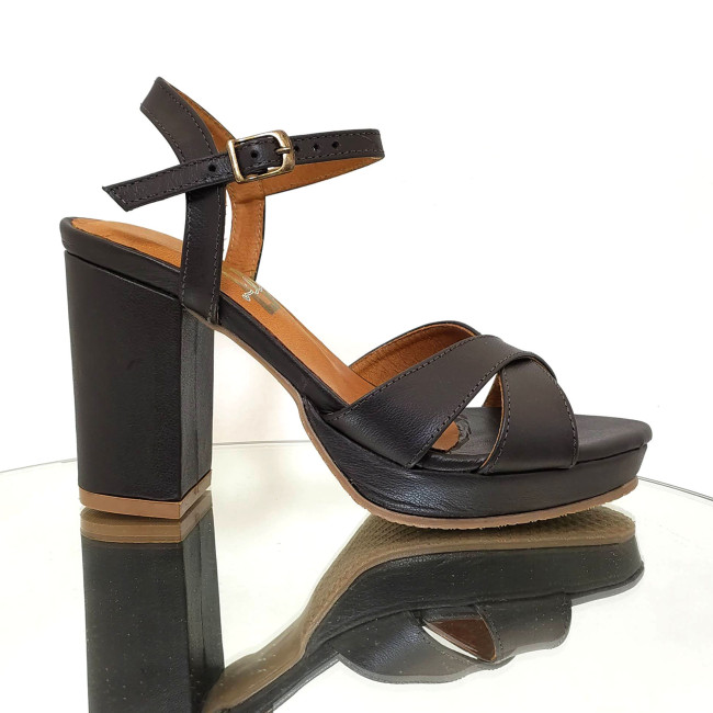 Feito Pra Você * Meia Pata Sandália 25655 à escolher Feito Pra Você * Meia Pata Sandália 25655 à escolher